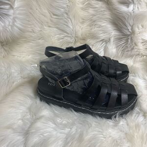 Torrid Platform Fisherman Sandal  Synthetic Black size WW 8.5